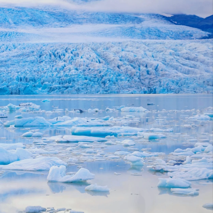 挪威特罗姆瑟+罗弗敦群岛+冰岛蓝湖+蓝冰洞11日10晚拼小团