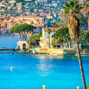 法国8日7晚私家团