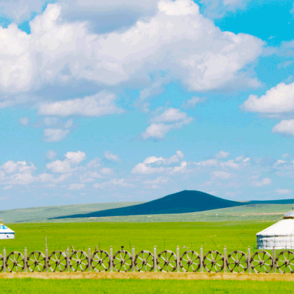 锡林郭勒盟草原+乌拉盖草原+布林泉+阿斯哈图石林景区+游牧部落+达达线+锡林郭勒盟(柳兰沟)7日6晚跟团游