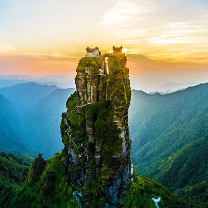 贵州安顺+黄果树+龙宫景区+天龙屯堡景区+梵净山5日4晚私家团