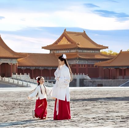 北京+故宫博物院+天坛公园+颐和园+圆明园+八达岭长城5日4晚跟团游