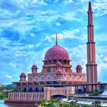 吉隆坡+马六甲州+天空之境4日3晚私家团