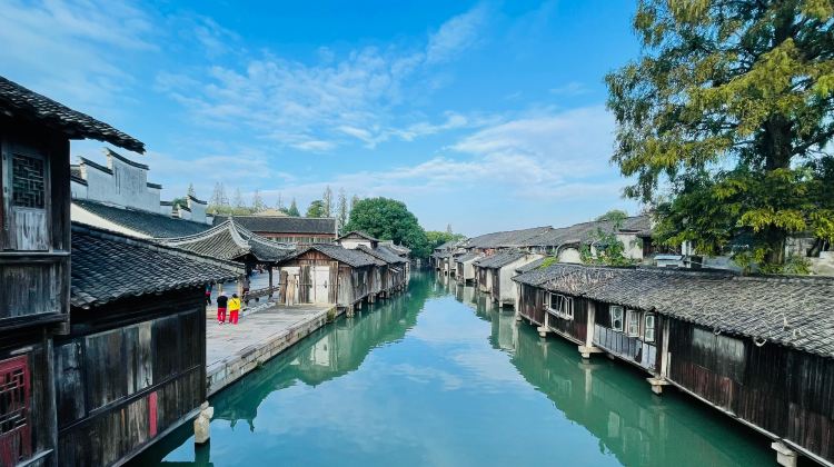 2D1N · Group Tours · Jiangnan Heritage 5-Star Hotel Stay Exclusive Tour for International Travelers: Shanghai Arrival + Wuzhen East Gate Scenic Area
