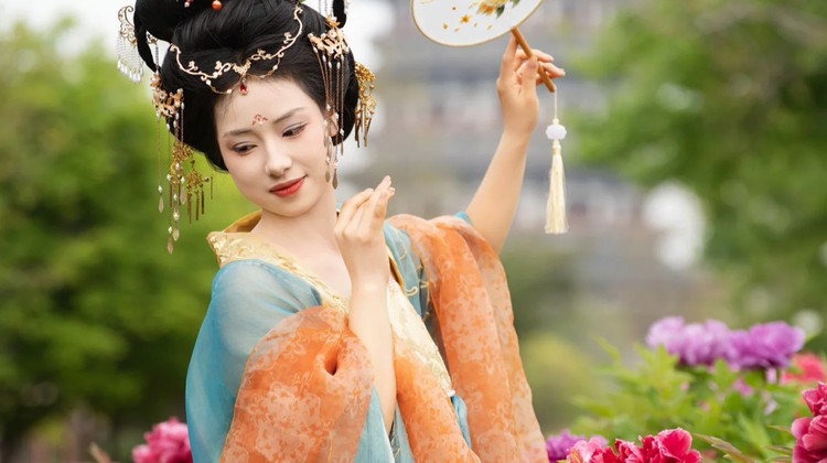 河南洛陽+鄭州+開封+云臺山風(fēng)景名勝區(qū)5日4晚私家團(tuán)