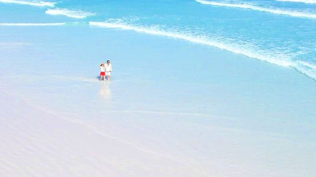 澳大利亚西澳大利亚珀斯+埃斯佩兰斯Lucky Bay+波浪岩+粉色湖泊3日2晚跟团游·强推精品小团+幸运湾+全澳天花板+孤独星球+榜首纯白海滩/火星表面/小粉湖/送航拍