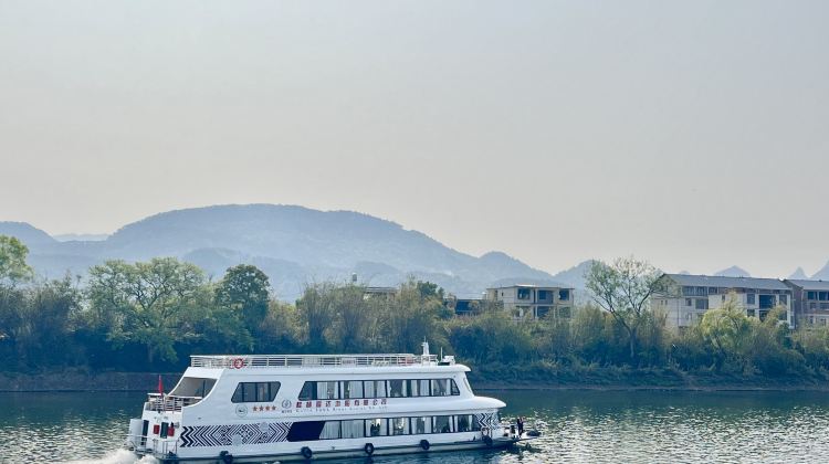 2D1N · Group Tours · Guilin Li River & Longji Terraces & Ping'an Zhuang Village