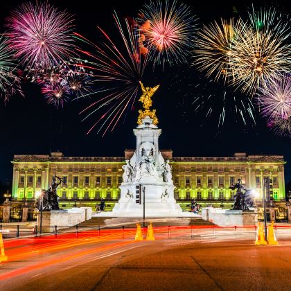 英国伦敦+剑桥+约克+爱丁堡+温德米尔+牛津10日9晚私家团