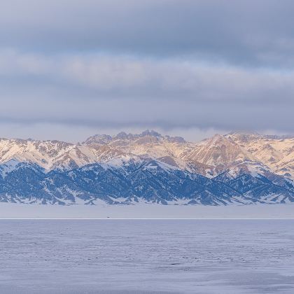 新疆北疆+伊犁7日6晚拼小团
