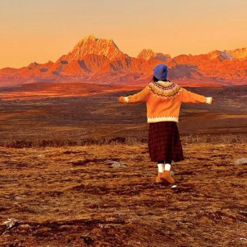 稻城亚丁+新都桥+姑弄村+鱼子西5日4晚私家团