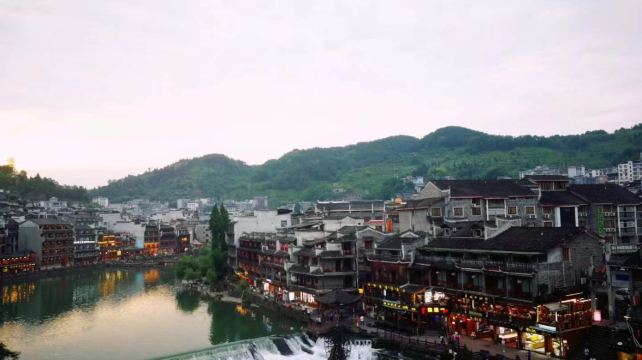 张家界+8