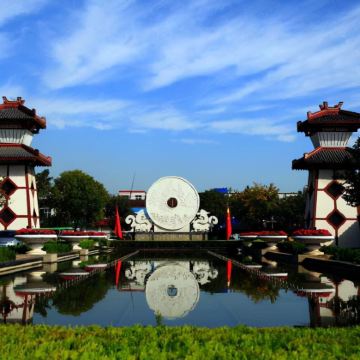 邯郸+广府古城+娲皇宫+响堂山石窟+峰峰磁州窑历史博物馆3日2晚私家团