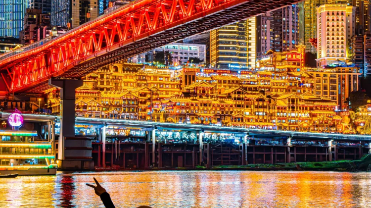 9-Day Sichuan classic panorama: Chengdu, Chongqing, Jiuzhaigou, Huanglong National Scenic Area | Private Tours·  