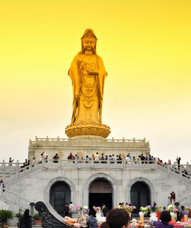 2天1晚 • 浙江普陀山風景區 2天1夜跟團遊 於朱家尖準時出發 下單時可自由挑選心儀酒店 登臨佛頂山 俯瞰普陀山全景 全程由專業導遊解說