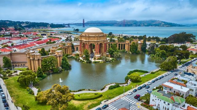 <5天>【2+1定製高端超大空間巴士 | 國家公園+漫遊舊金山】·洛杉磯往返：超美海景17裏海灣+世界遺產優勝美地國家公園+圓石灘度假村+舊金山市區遊(金門大橋/九曲花街)+2天洛杉磯自由行+可選漁人碼頭海灣遊船+酒店含早（指定團期&天數免費升級陸地頭等艙）