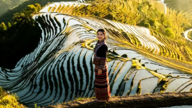 廣西桂林+陽朔+灕江5日4晚跟團遊·萬人明星線+限時特惠+補貼+限升12人團+0元升湖景房+灕江4星船萬程號+古橋航拍+千古情