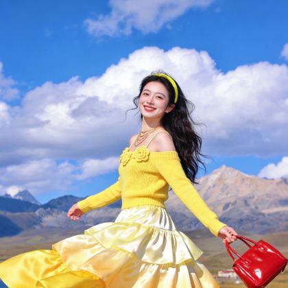 成都+稻城县+理塘+康定+泸定+新都桥+稻城亚丁4日3晚跟团游