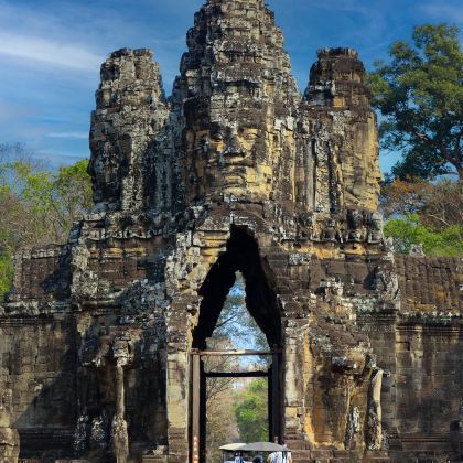 老挝万象+万荣+琅勃拉邦+柬埔寨金边+暹粒+越南胡志明市+芽庄+美奈+河内22日21晚拼小团