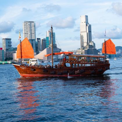 香港+澳门+香港海洋公园4日3晚跟团游