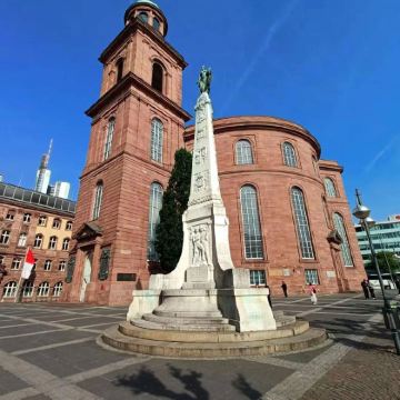 德国+荷兰+比利时+法国+卢森堡7日6晚跟团游