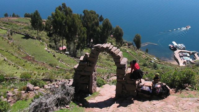 Inca Trail | 15-Day Peru Panorama Tour from Lima·Puno, Lake Titicaca, Cusco, Machu Picchu and Tambopata