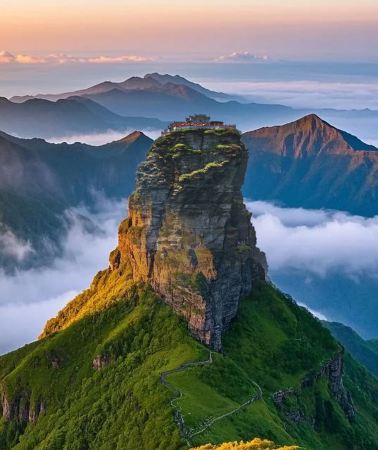 7D6N • GuizhouGuiyang + Huangguoshu Waterfall + Mount Fanjing + Libo + Zhenyuan County + Xijiang Qianhu Miao Village