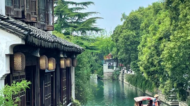 4D3N · Private Tours · Premium Jiangnan Itinerary: Shanghai + Suzhou + Hangzhou + Wuzhen·  