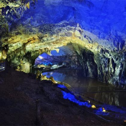 贵州贵阳+黄果树景区+织金洞+万峰林景区+马岭河峡谷景区+青岩古镇+乌蒙大草原7日6晚拼小团