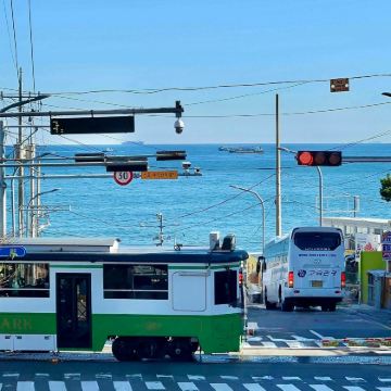 韩国首尔+仁川+釜山9日8晚拼小团