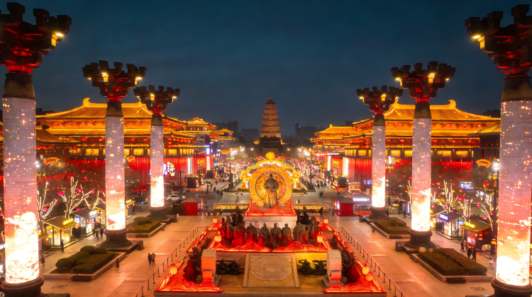 5D4N · Group Tours · It's as good as it gets. + Xi'an + Emperor Qinshihuang's Mausoleum Site Museum + Huaqing Palace + Big Wild Goose Pagoda + Xi'an City Wall + Shaanxi History Museum