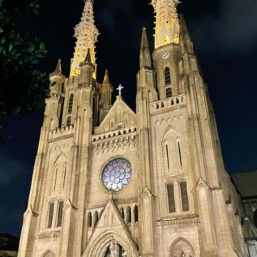 雅加达+万隆市6日5晚私家团