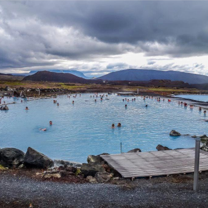冰岛+黄金旅游圈+斯奈山冰盖+冰河湖+蓝冰洞+蓝湖7日6晚私家团