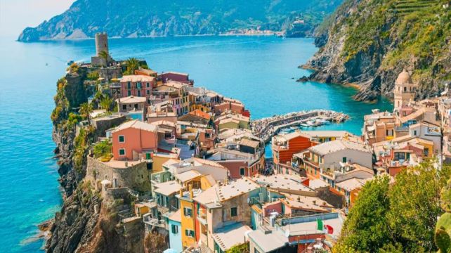 <6天>【意大利一地深游览】·米兰上罗马下+水城威尼斯+佛罗伦萨+罗马+五渔村海岸风光+比萨斜塔+圣马可大教堂+圣母百花大教堂+锡耶纳古城+皮恩扎古城+丝柏树小径+斗兽场