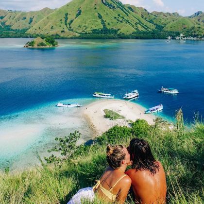 印度尼西亚科莫多+巴厘岛7日5晚拼小团