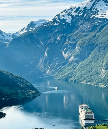 10D9N • Customize your trip: Copenhagen City of Fairy Tales + Geirangerfjord + Sognefjord Cruise + DFDS Ferry + Sky Cable Car + Flåm Railway