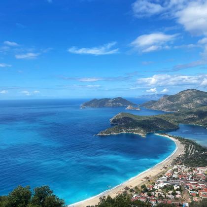 土耳其伊斯坦布尔+棉花堡+卡帕多奇亚10日跟团游