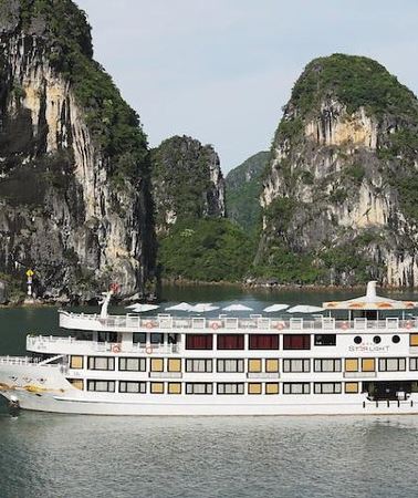 3D2N • 3-Day Halong Bay Cruise on the Starlight