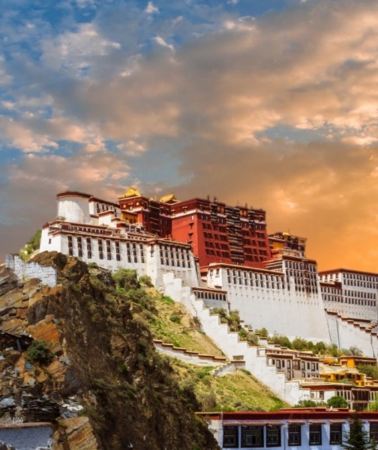 8D7N • Tibet China: Lhasa Tourism + Nyingchi Scenery + Shigatse Tibetan Culture Exploration + Holy Lake Scenery + Princess Wencheng Performance
