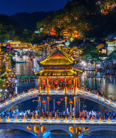 8D7N • Changsha, Tianmen Mountain, Zhangjiajie Forest Park, Furong & Fenghuang Ancient Town with Free VIP Lane, Bailong Elevator & Folk Show