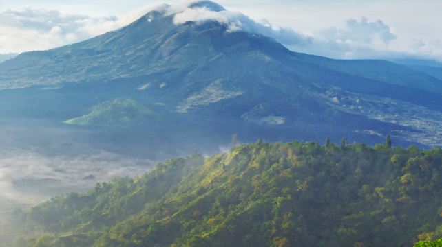 8-Day Classic Bali Tour from Sanur·Munduk, Kintamani, Ubud and Candi Dasa | Small Group Tour