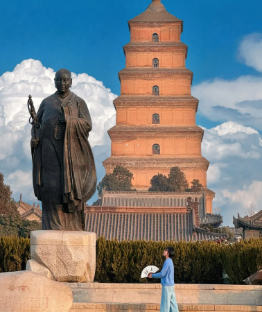 10D9N•China  A 10-day, 9-night itinerary that spans Shaanxi, Gansu, and Xinjiang provinces, offering a comprehensive journey through the millennia-old Great Silk Road.
