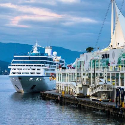 加拿大多伦多+温哥华+尼亚加拉摩天轮10日9晚私家团