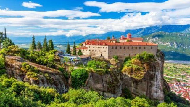 納夫普利翁+希臘伯羅奔尼撒+科林斯運河+埃皮達魯斯劇場+阿拉霍瓦小鎮+邁泰奧拉3日2晚跟團遊·精品小團+中文導遊 全程用車+純玩 無購物+德爾菲+太陽神古遺址+天空之城+希臘神話與歷史 送小衆景點