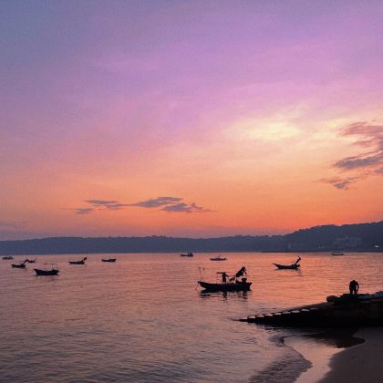 广西北海+涠洲岛+崇左+德天瀑布+明仕田园+通灵大峡谷+峒那屿湾景区+南宁7日6晚私家团