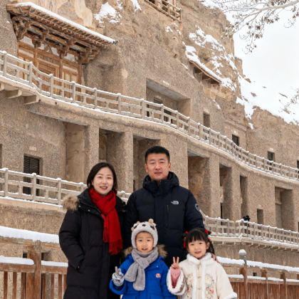 敦煌+莫高窟+鸣沙山月牙泉+玉门关5日4晚私家团