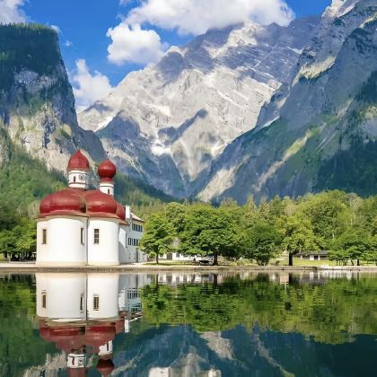 慕尼黑+斯图加特+海德堡+纽博格林赛道+法兰克福+莱比锡+德累斯顿+柏林12日11晚私家团