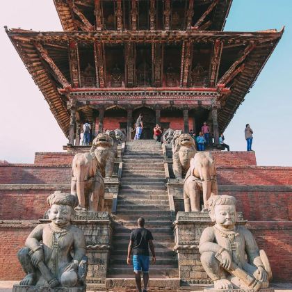 尼泊尔加德满都+拉利特普尔+巴克塔普尔+纳加阔特5日4晚拼小团