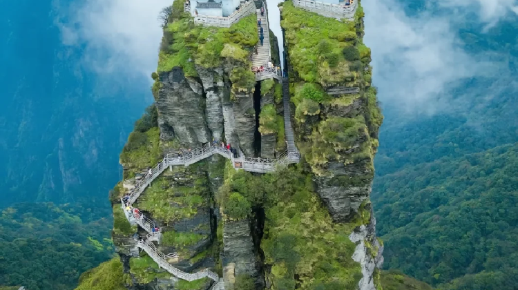7D6N · Private Tours · Guiyang + Huangguoshu Waterfall + Xijiang Qianhu Miao Village + Mount Fanjing + ChinaTianyan scenic Area + Libo + Zhenyuan Ancient Town