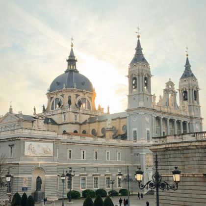 西班牙马德里+塞哥维亚+托莱多6日5晚拼小团