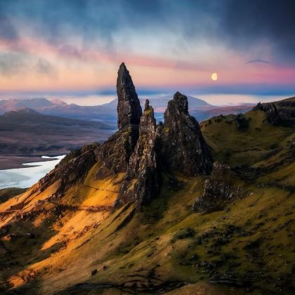 英国爱丁堡+因弗内斯+天空岛+苏格兰高地+斯特灵6日5晚私家团