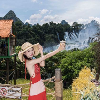 崇左+德天跨国瀑布景区+明仕田园+古龙山大峡谷+鹅泉+峒那屿湾景区5日4晚拼小团